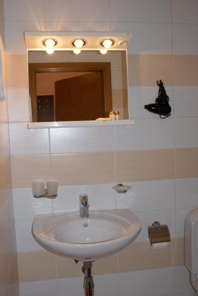 Nelly Apart Kiev Exterior foto